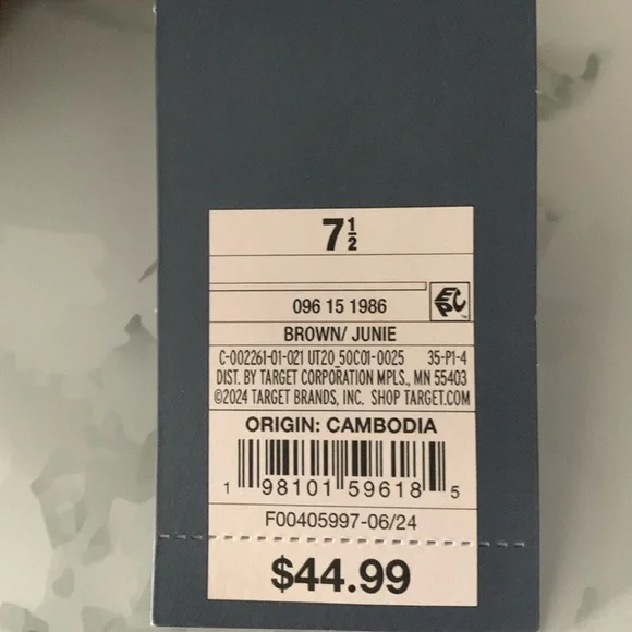 Universal Thread Junie Brown Microsuede Tall Boots size 7.5 new - Picture 5 of 10